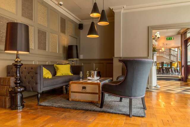 Отель Kilkenny Inn Килкенни-30